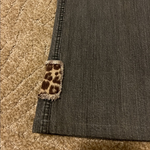 Leopard Ripped Jeans - Picture 5 of 14